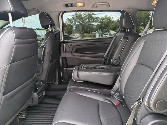 2024 Honda Odyssey Elite - Photo 15