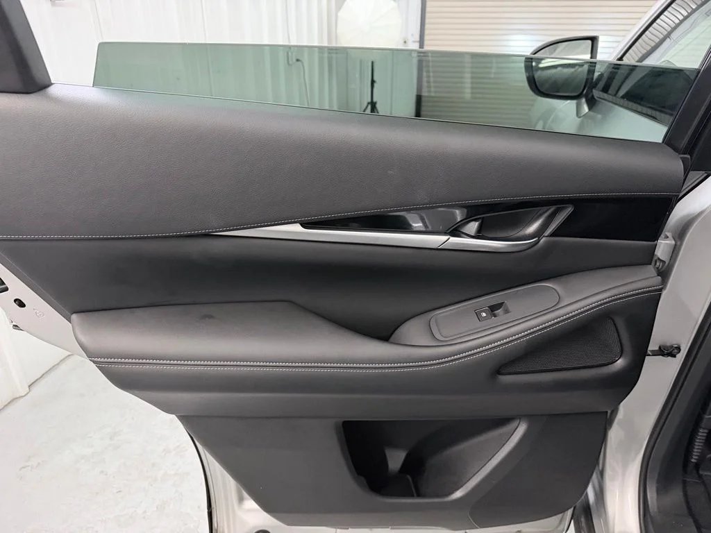 Used 2023 Silver INFINITI PURE image 30