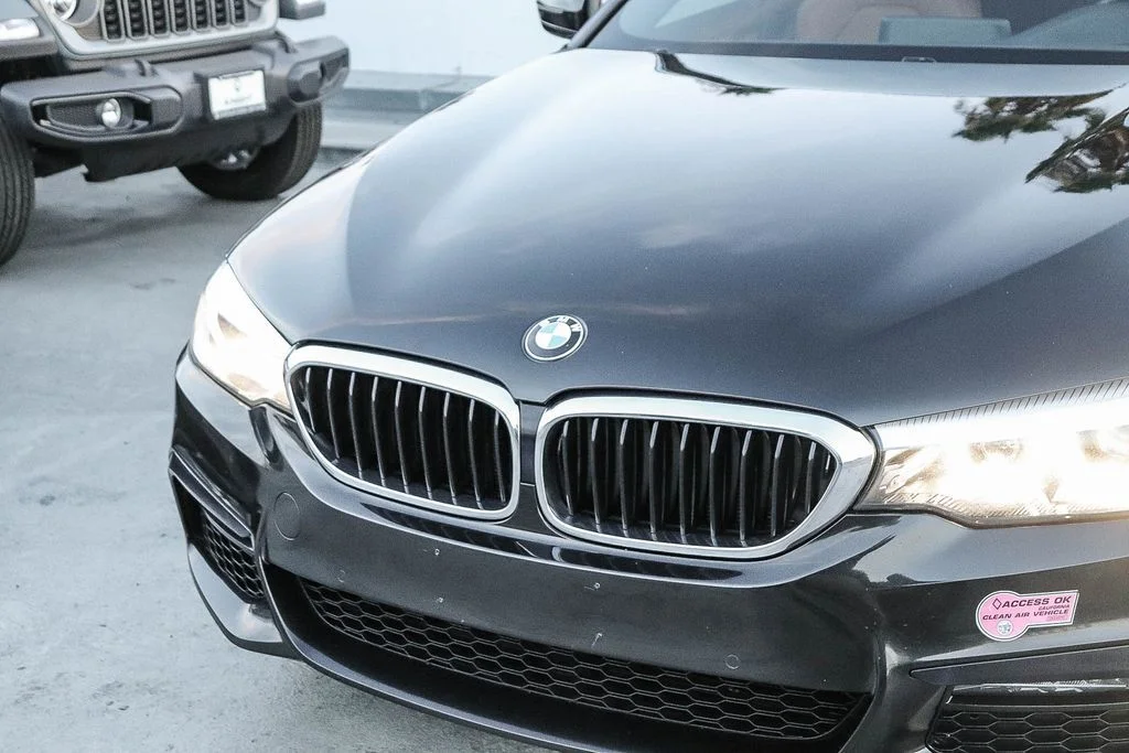 Used 2020 Black BMW 530e iPerformance image 6