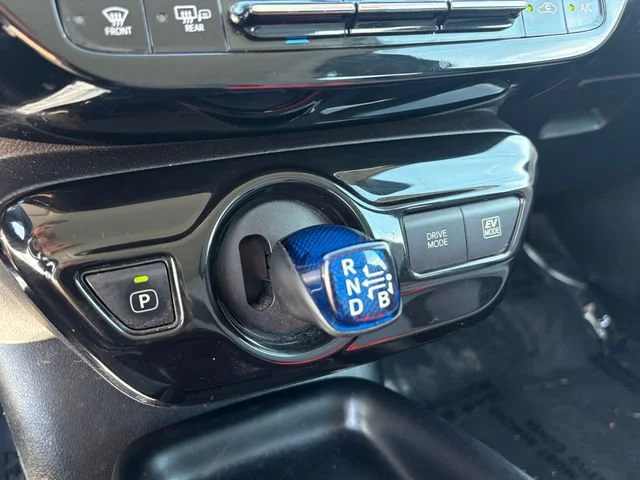 Used 2016  Toyota Two image 23