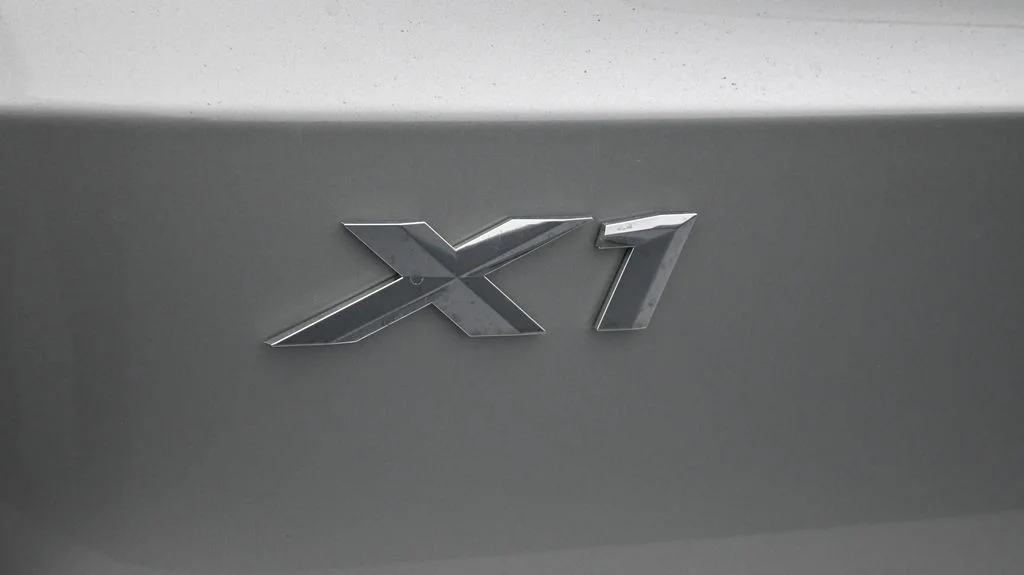Used 2026 Silver BMW xDrive28i image 21