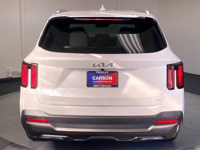 New 2026 Snow White Pearl Kia EX image 4