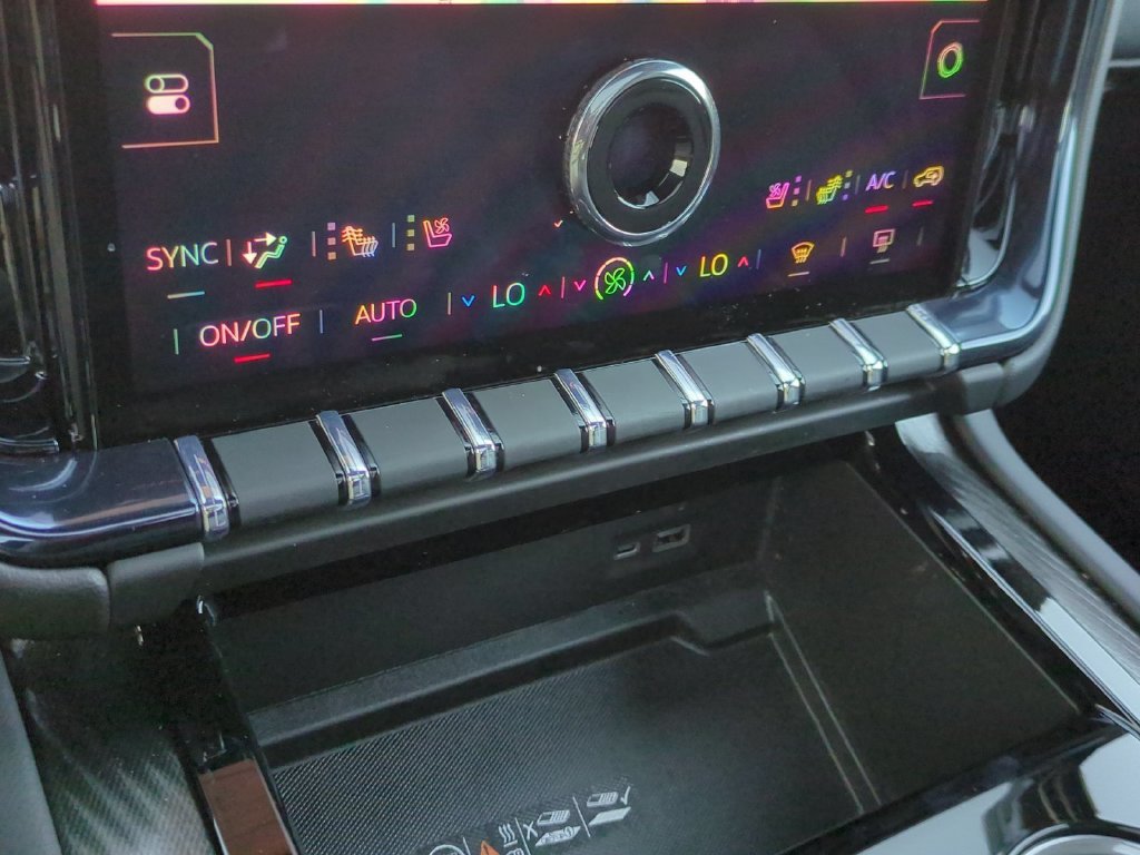 2026 GMC Yukon XL AT4 - Photo 19