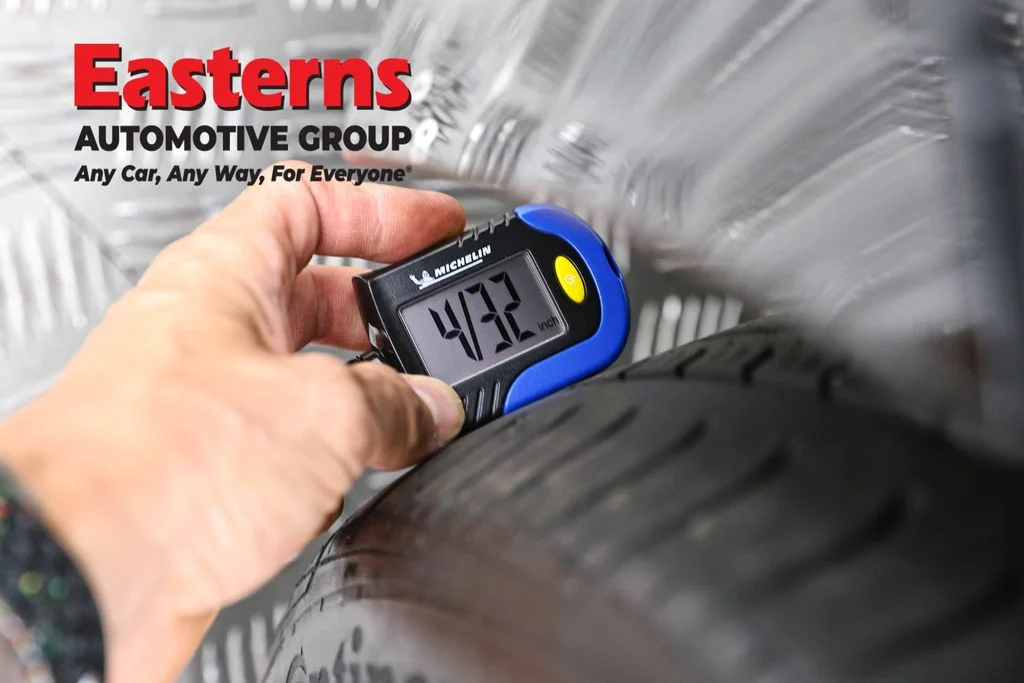 Used 2023 Black Nissan 2.5 SV image 29