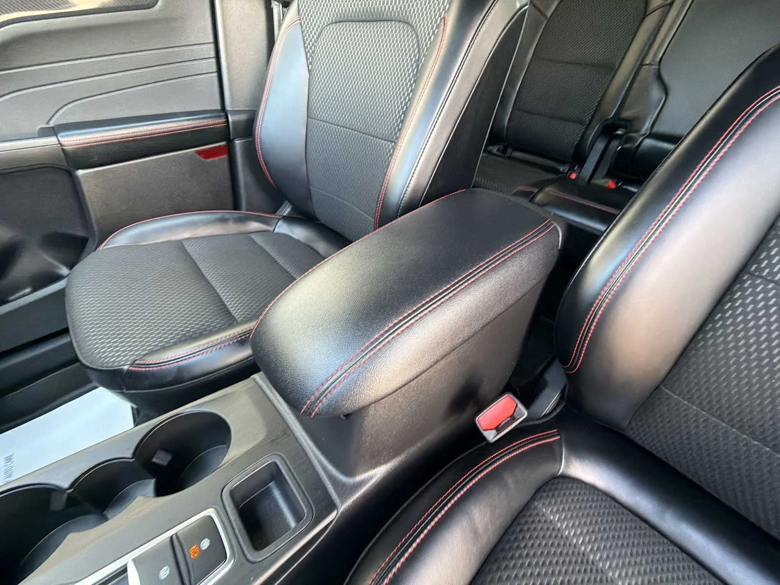 Used 2024 Carbonized Gray Metallic Ford ST-Line image 22