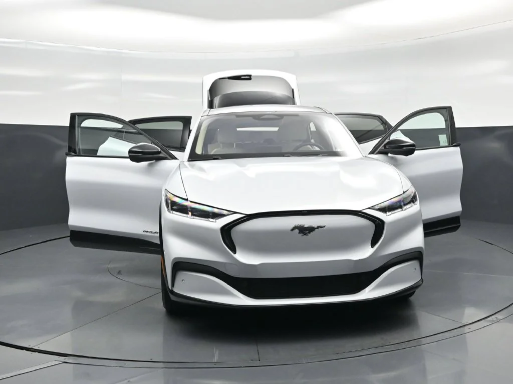 Certified Used 2023 White Ford Premium image 33