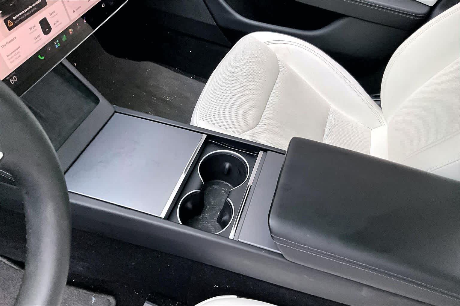 Used 2025  Tesla Long Range image 25