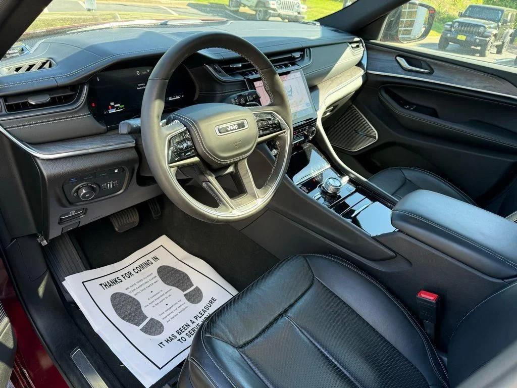 2024 Jeep Grand Cherokee Overland 4xe - Photo 2