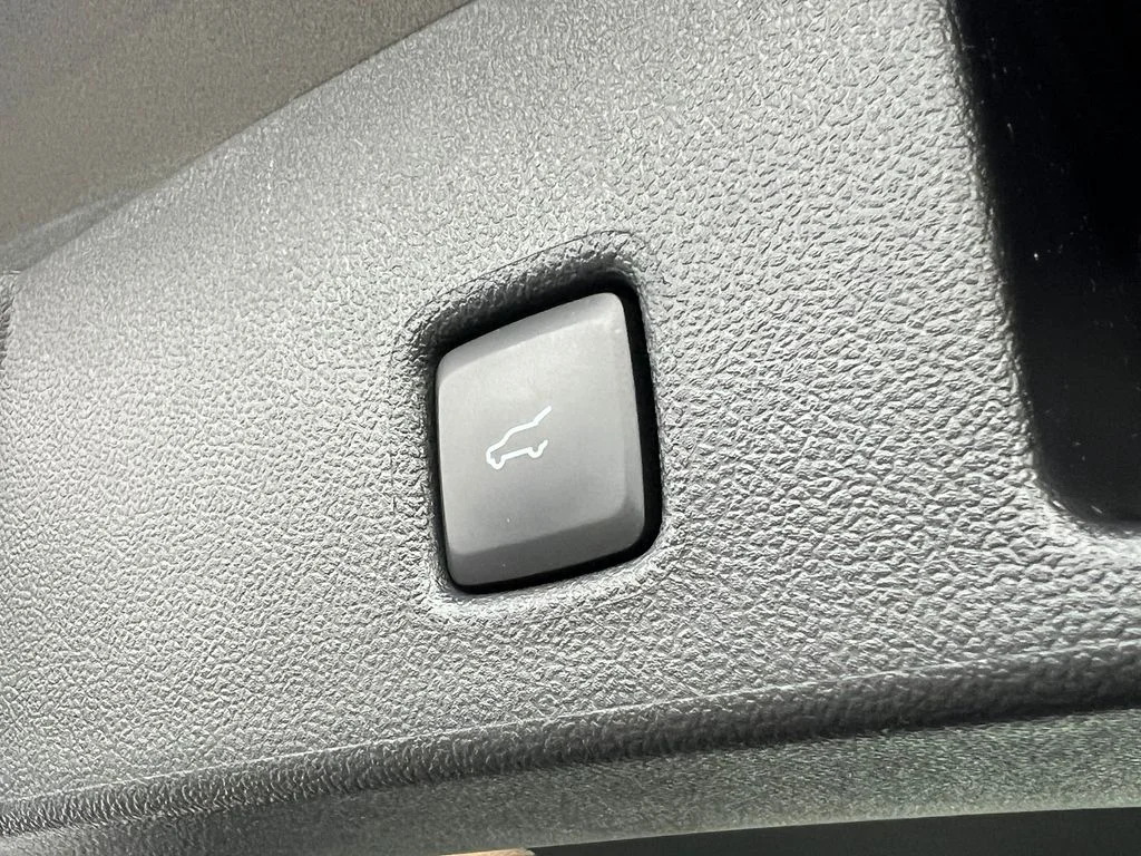 New 2024 Gray Ford Base image 12