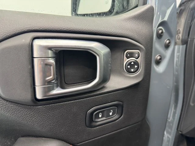 Used 2024 Anvil Clear Coat Jeep Rubicon X image 44