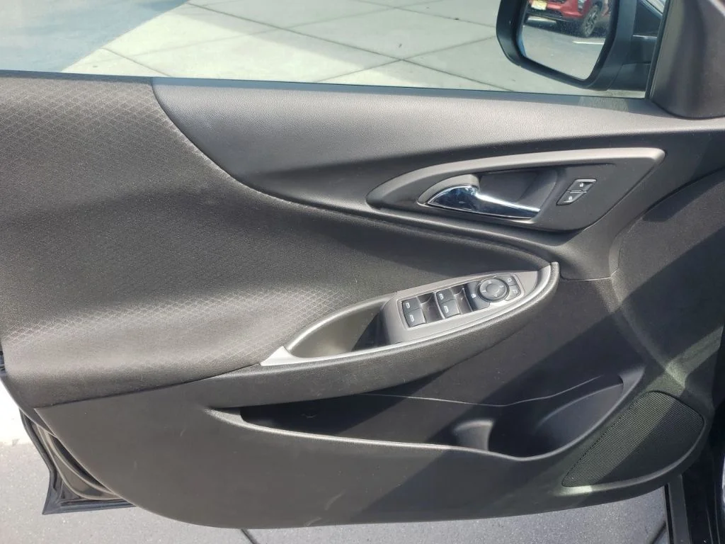 Used 2025 Black Chevrolet LT image 15