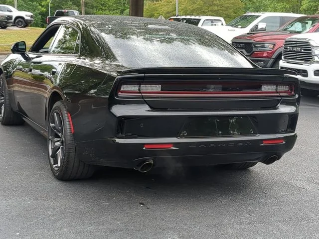 New 2026 Diamond Black Crystal Pearlcoat Dodge R/T Scat Pack image 3