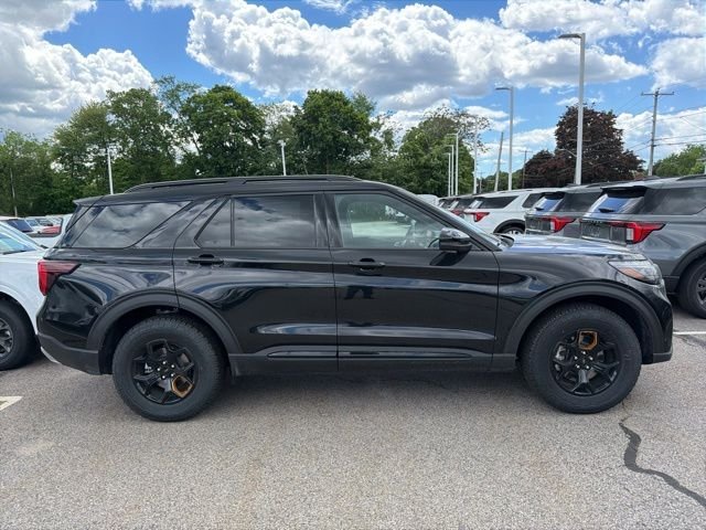 New 2026 Black Ford Tremor image 2