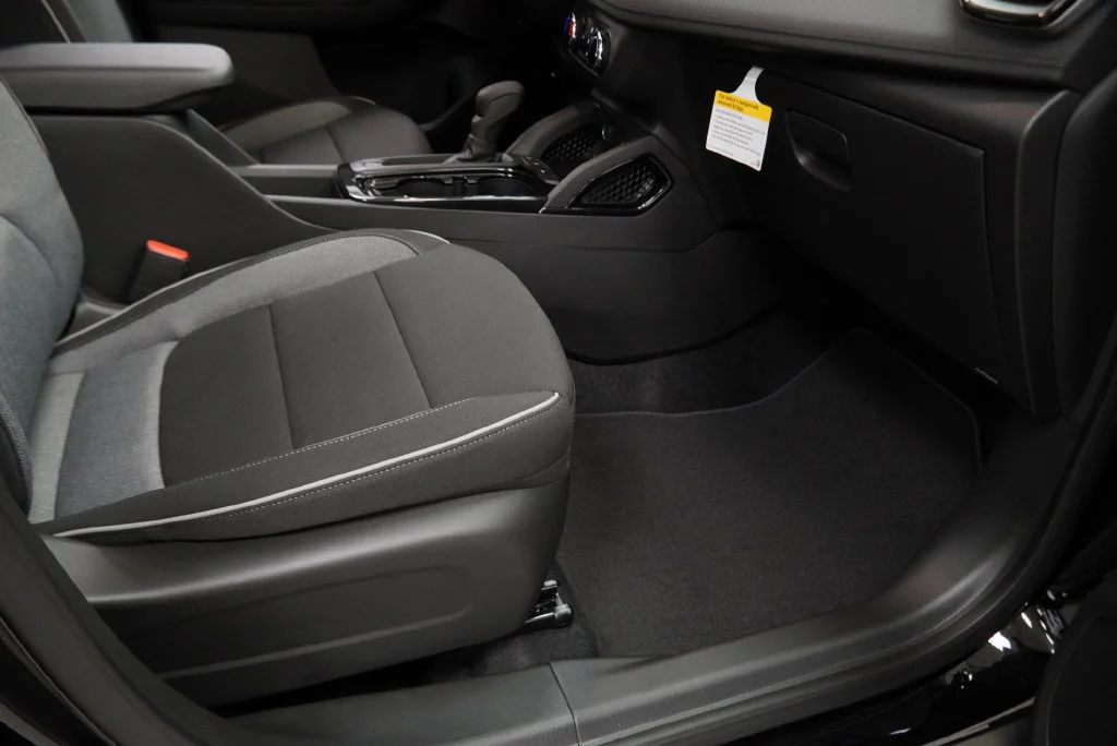 New 2026 Mosaic Black Metallic Chevrolet LS image 37