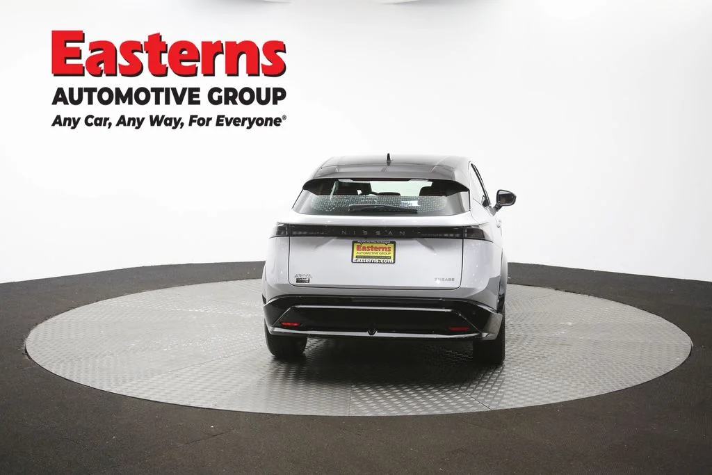 Used 2023 Silver Nissan ENGAGE image 35