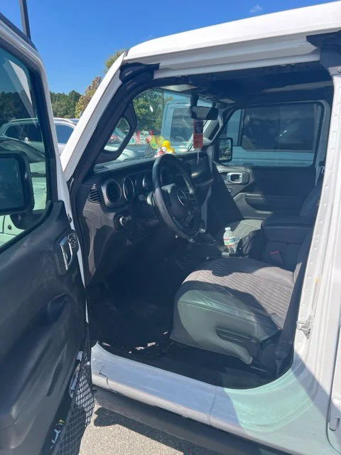 Used 2021 White Jeep Unlimited Willys image 4
