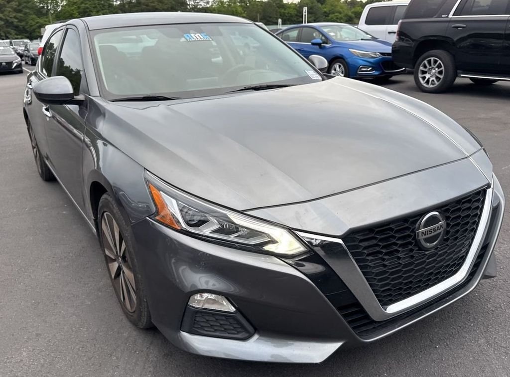 2022 Nissan Altima 2.5 SV's photo
