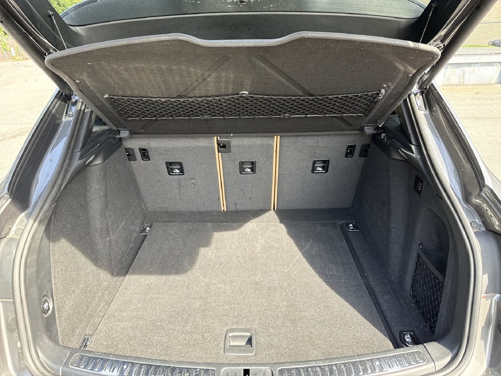 Used 2018 Gray Porsche Sport Edition image 12