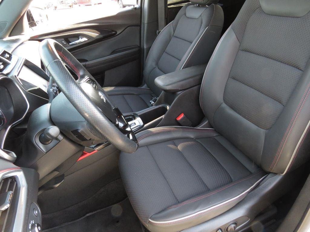 Used 2022 Summit White Chevrolet RS image 22