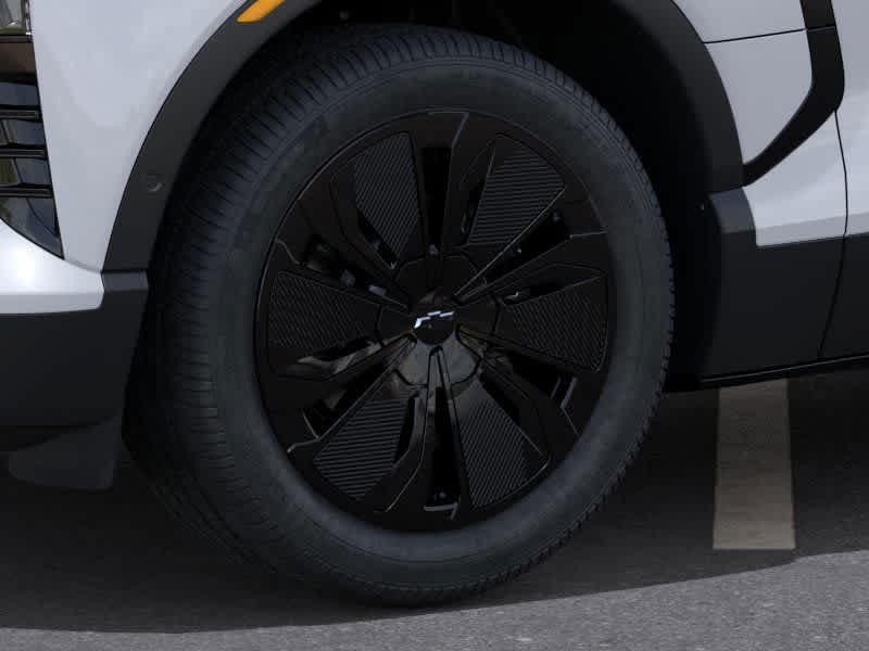 New 2026 Summit White Chevrolet LT image 9