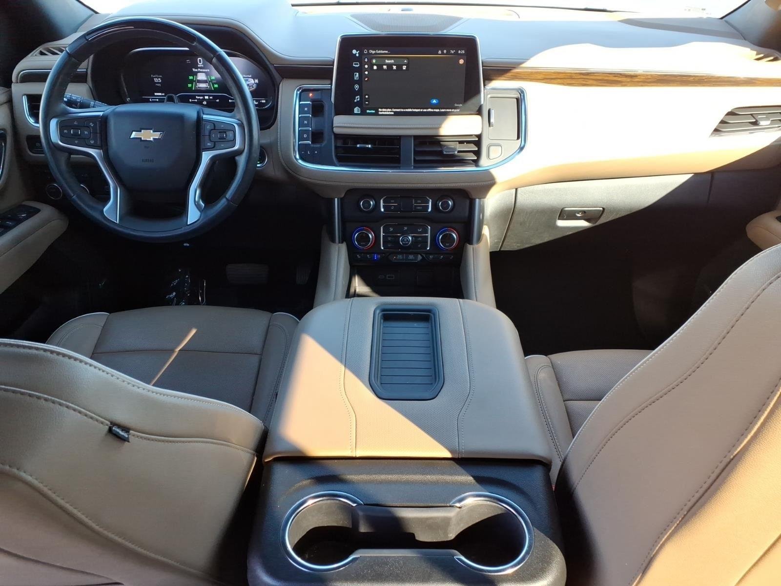 Used 2024 Iridescent Pearl Tricoat Chevrolet Premier image 23