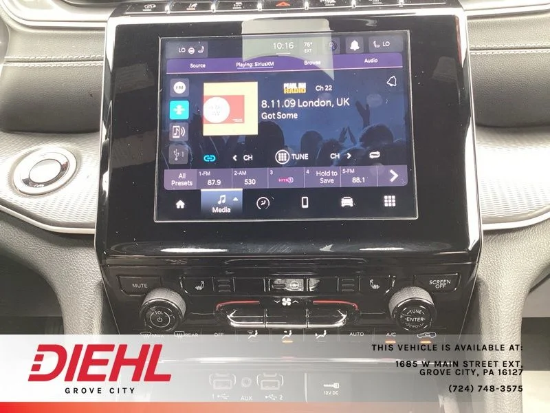 Used 2023 White Jeep Altitude X image 39