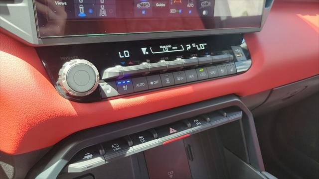 Certified Used 2025 ICE CAP Toyota  image 18