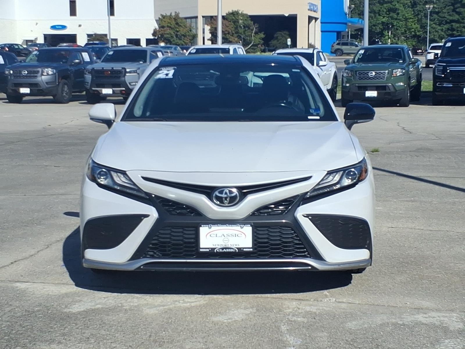 Used 2021 Wind Chill Pearl Toyota XSE image 2
