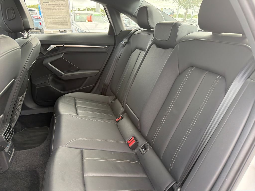 Used 2024  Audi 40 Premium image 18
