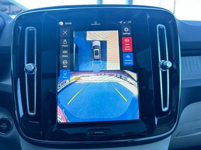 New 2026 Crystal White Volvo Plus image 12