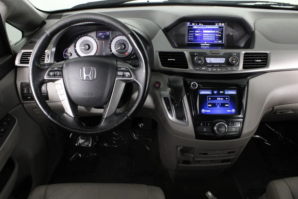 Used 2016  Honda EX-L image 6