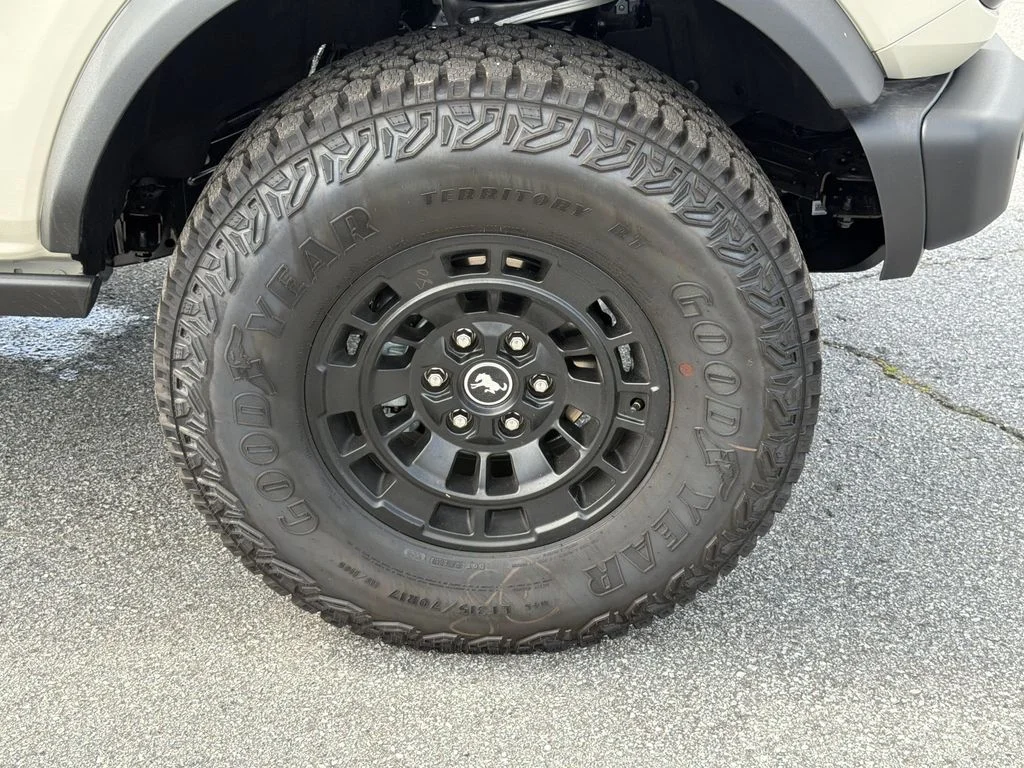 New 2026 Beige Ford Badlands image 11