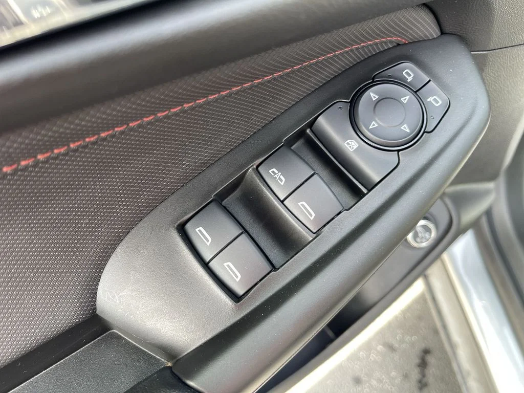 Used 2025 Gray Chevrolet RS image 15