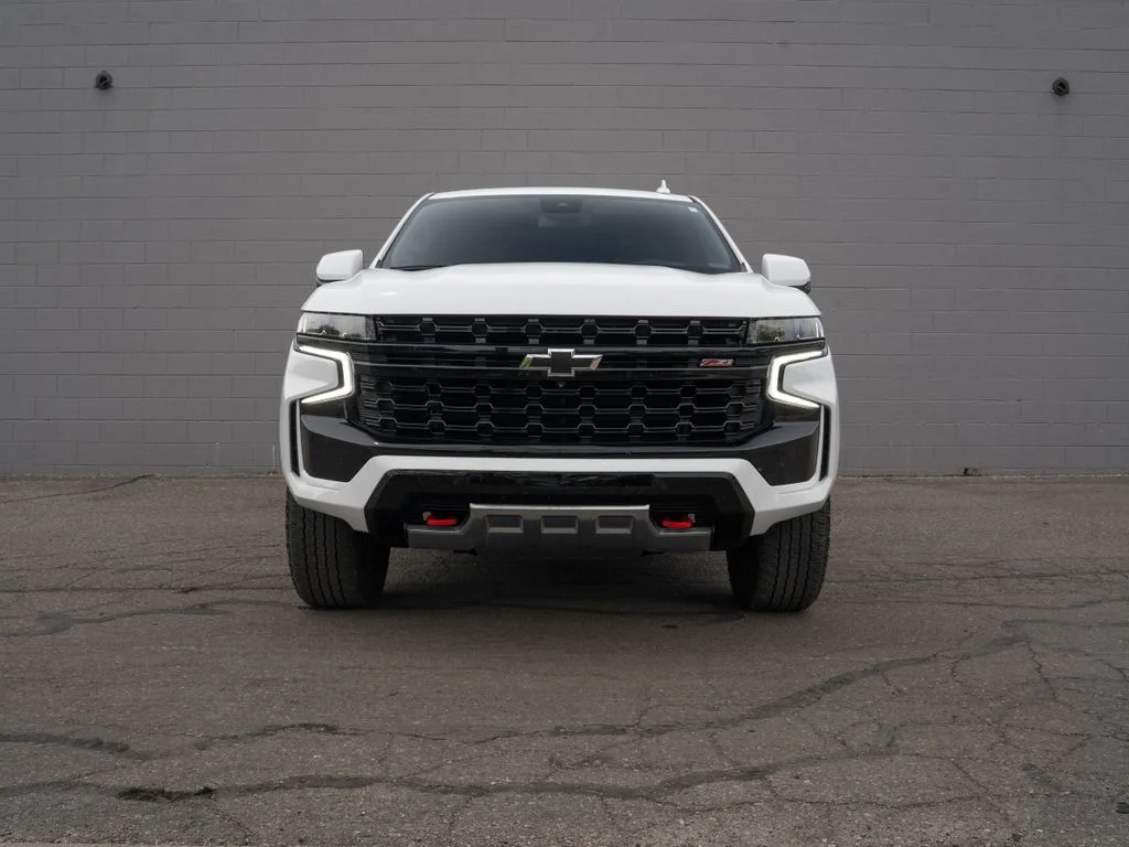 Used 2023 White Chevrolet Z71 image 10