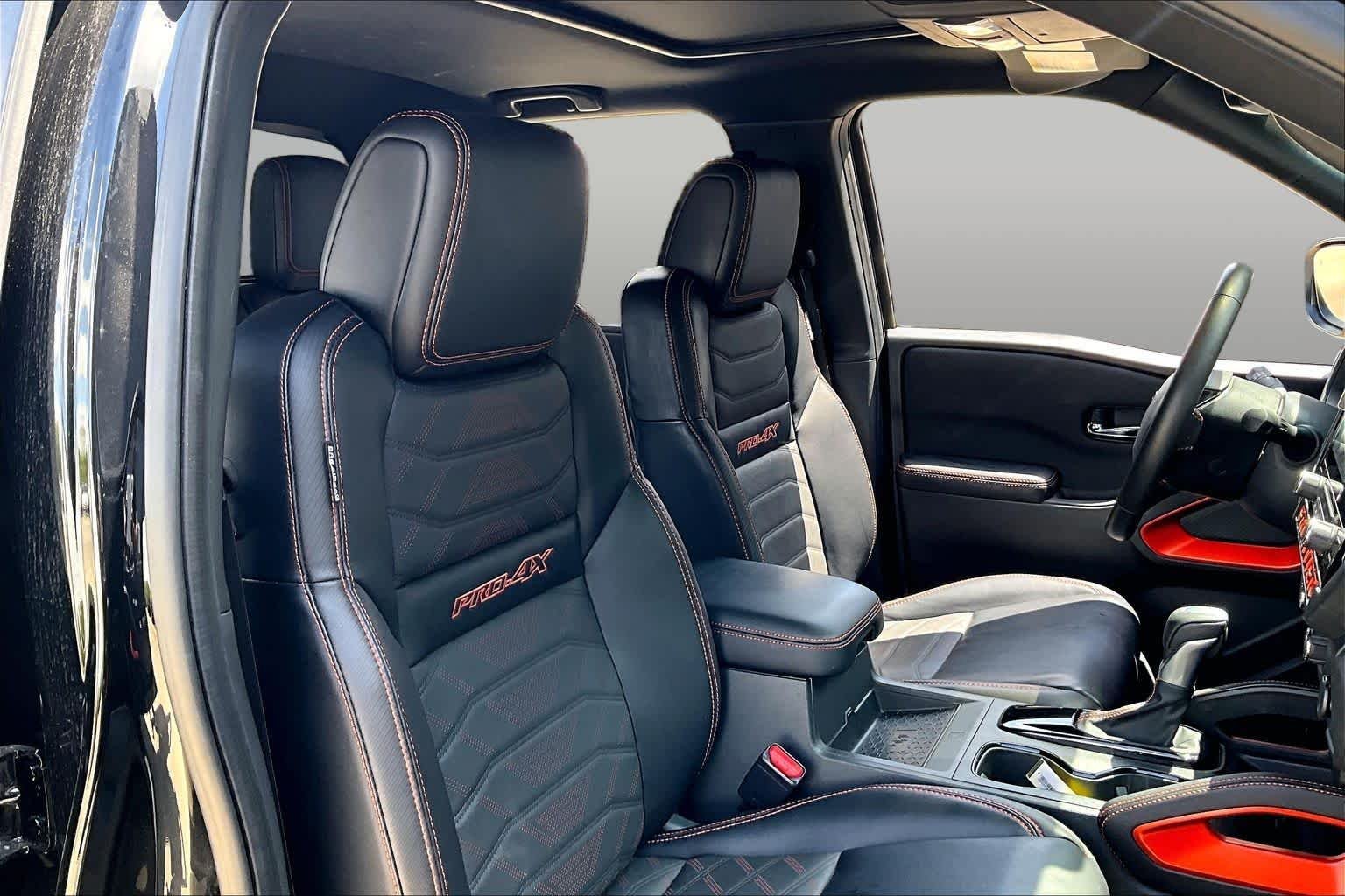 Used 2025 Super Black Nissan PRO-4X image 9