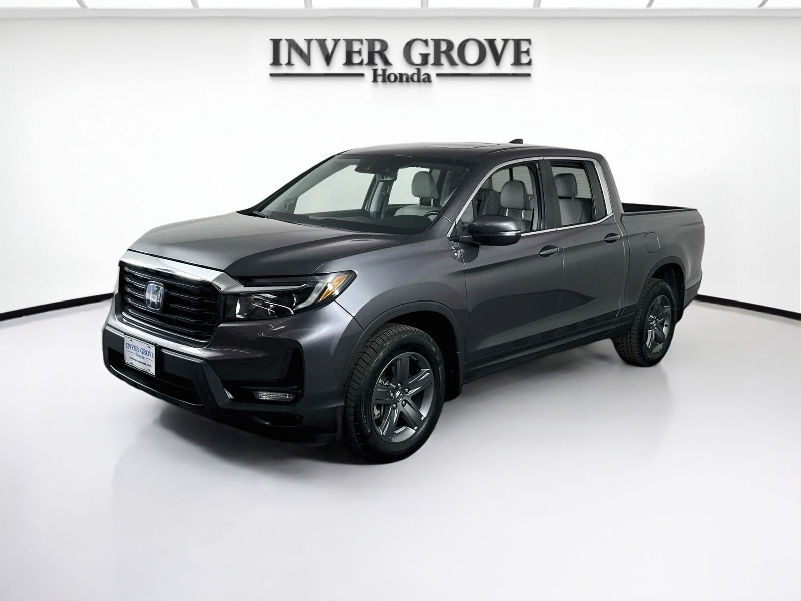 Used 2023 Modern Steel Metallic Honda RTL image 1