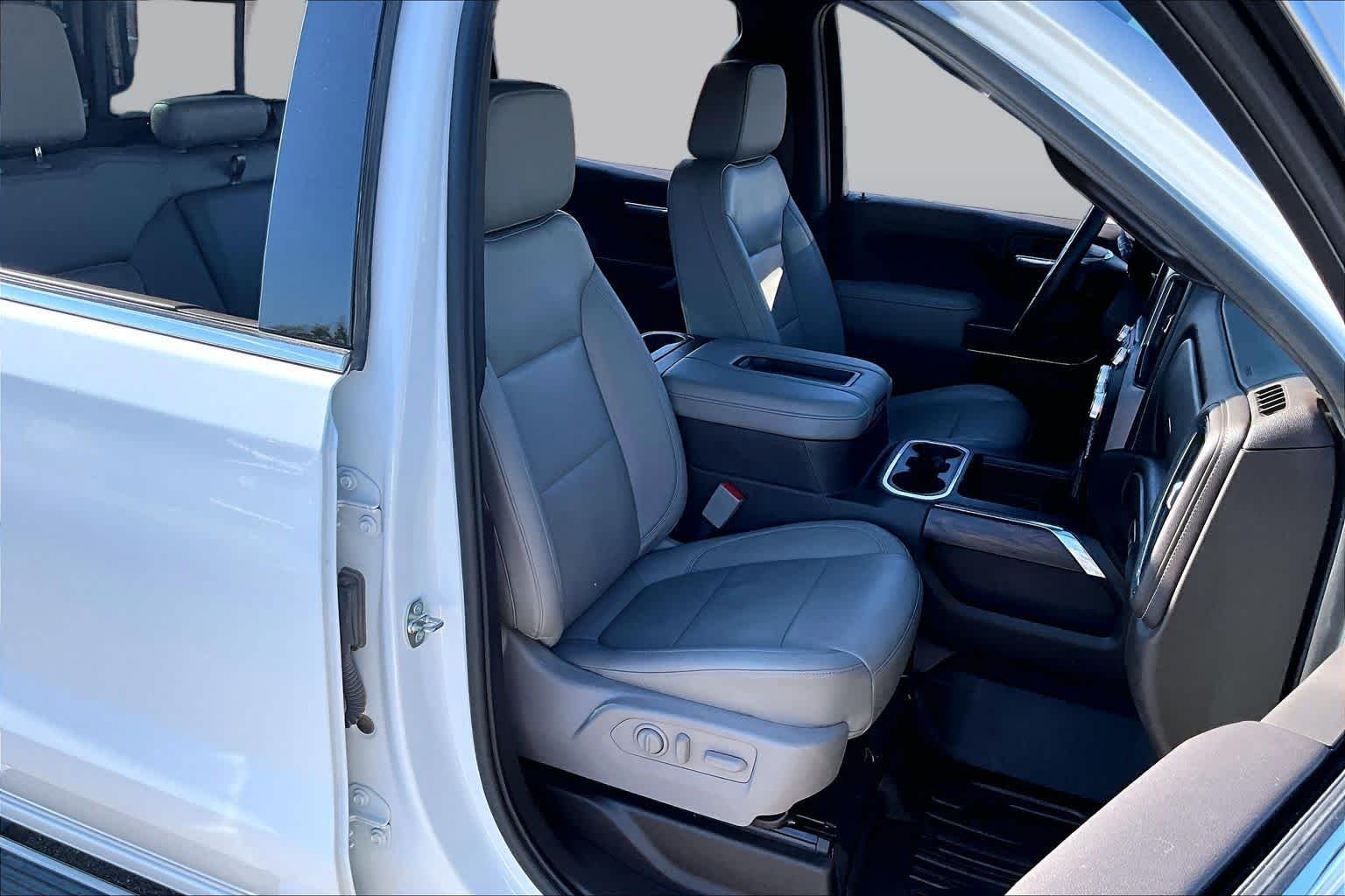 Used 2021 Summit White GMC SLT image 9