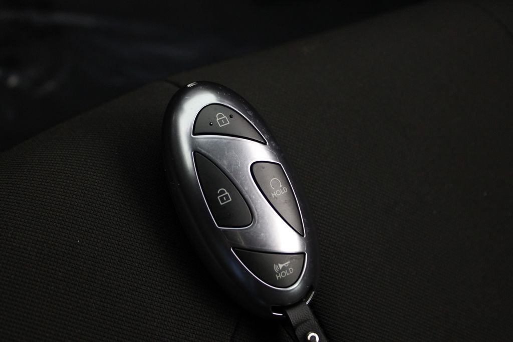 Certified Used 2025 Red Hyundai SEL Sport image 30