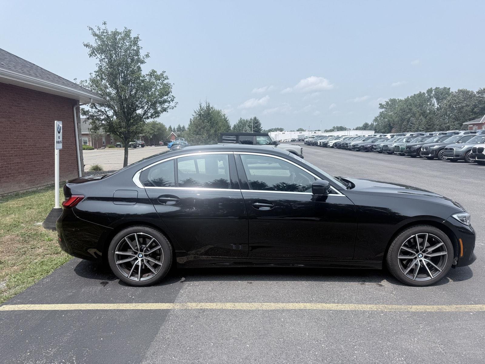 Used 2022 Black Sapphire Metallic BMW 330i xDrive image 6