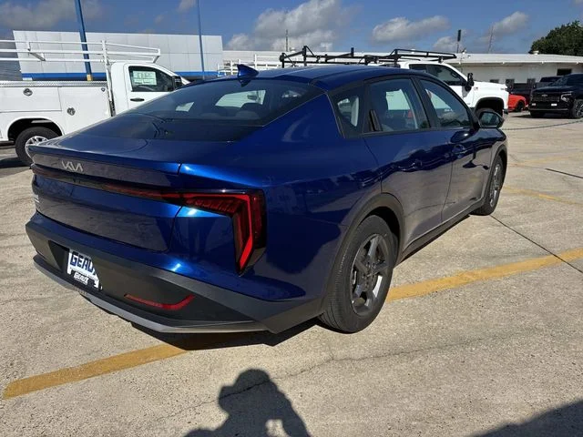 Used 2025 Blue Kia LXS image 10