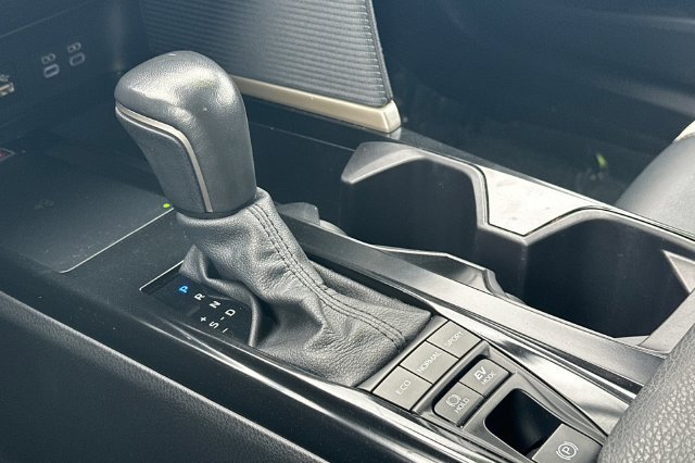 Certified Used 2025  Toyota SE image 25