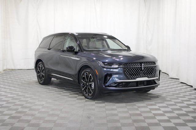Certified Pre-Owned 2024 Lincoln Nautilus Reserve