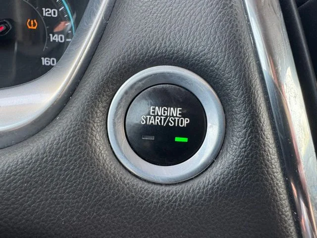Used 2018 Black Currant Chevrolet 3LT image 24