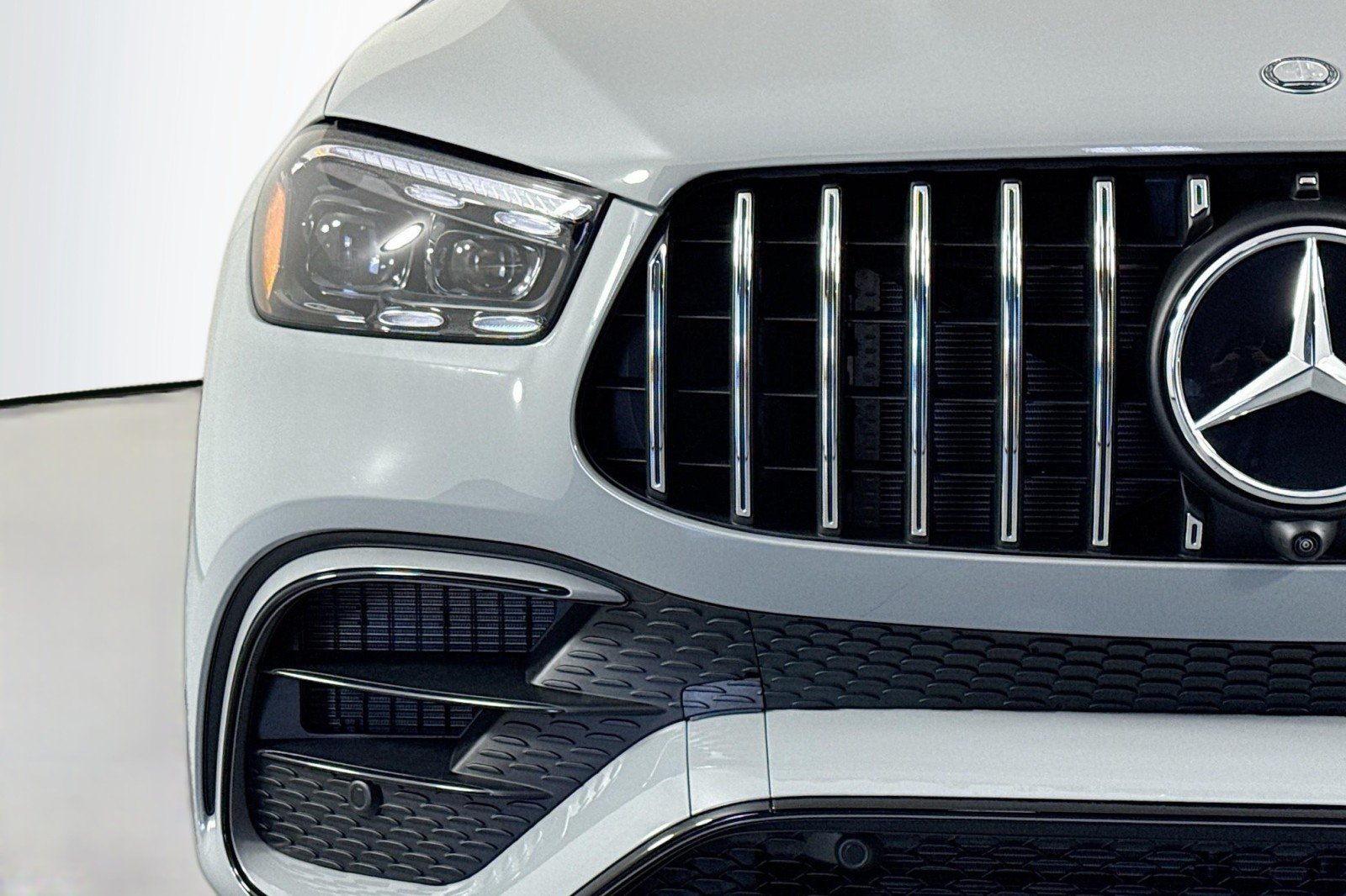 New 2026 MANUFAKTUR Alpine Grey Mercedes-Benz AMG® GLE 63 S 4MATIC+ Coupe image 13