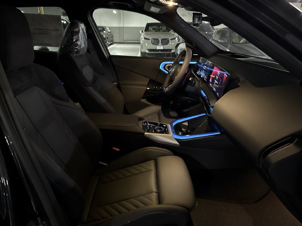 New 2026 Dark Graphite BMW M50 xDrive image 25