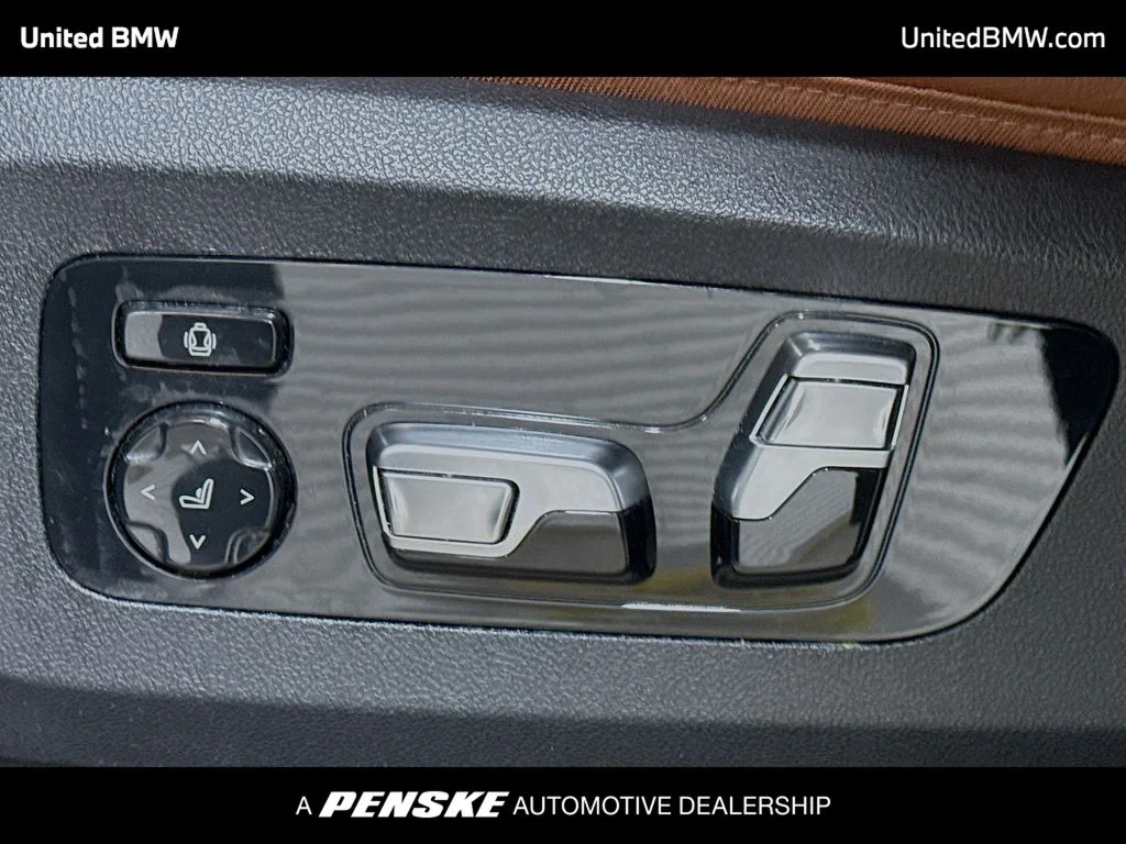 Used 2024 White Metallic BMW ALPINA XB7 image 4