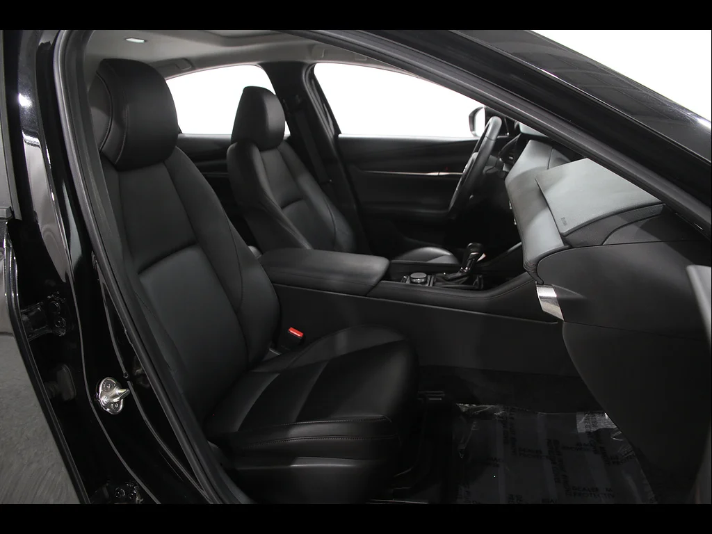 Used 2021 Jet Black Mica Mazda Preferred image 18