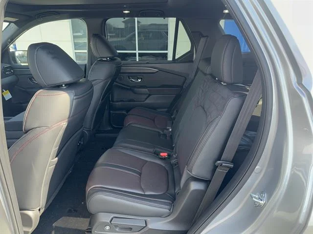 2026 Honda Pilot Black Edition - Photo 11