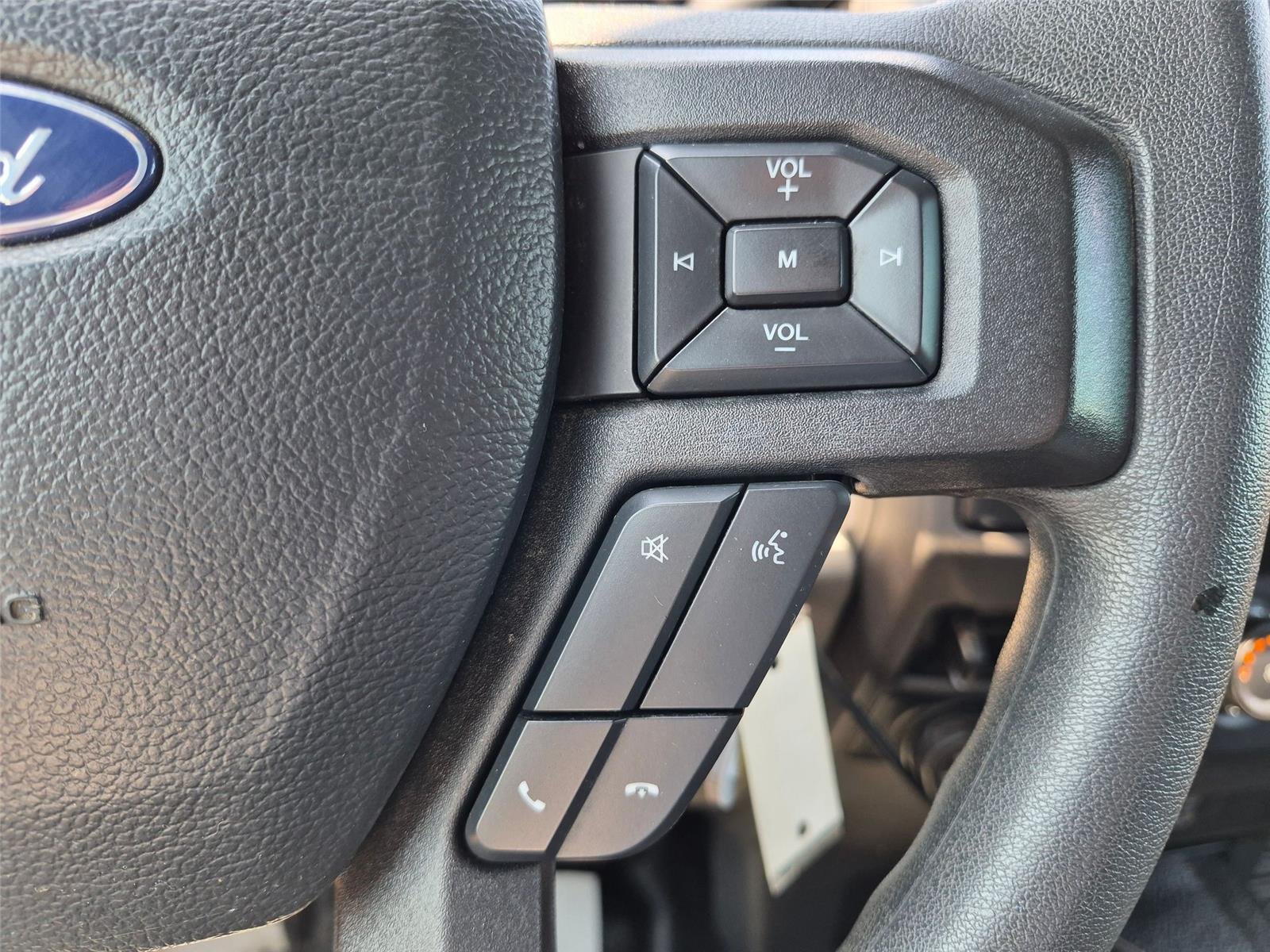 Used 2022 Oxford White Ford XL image 18