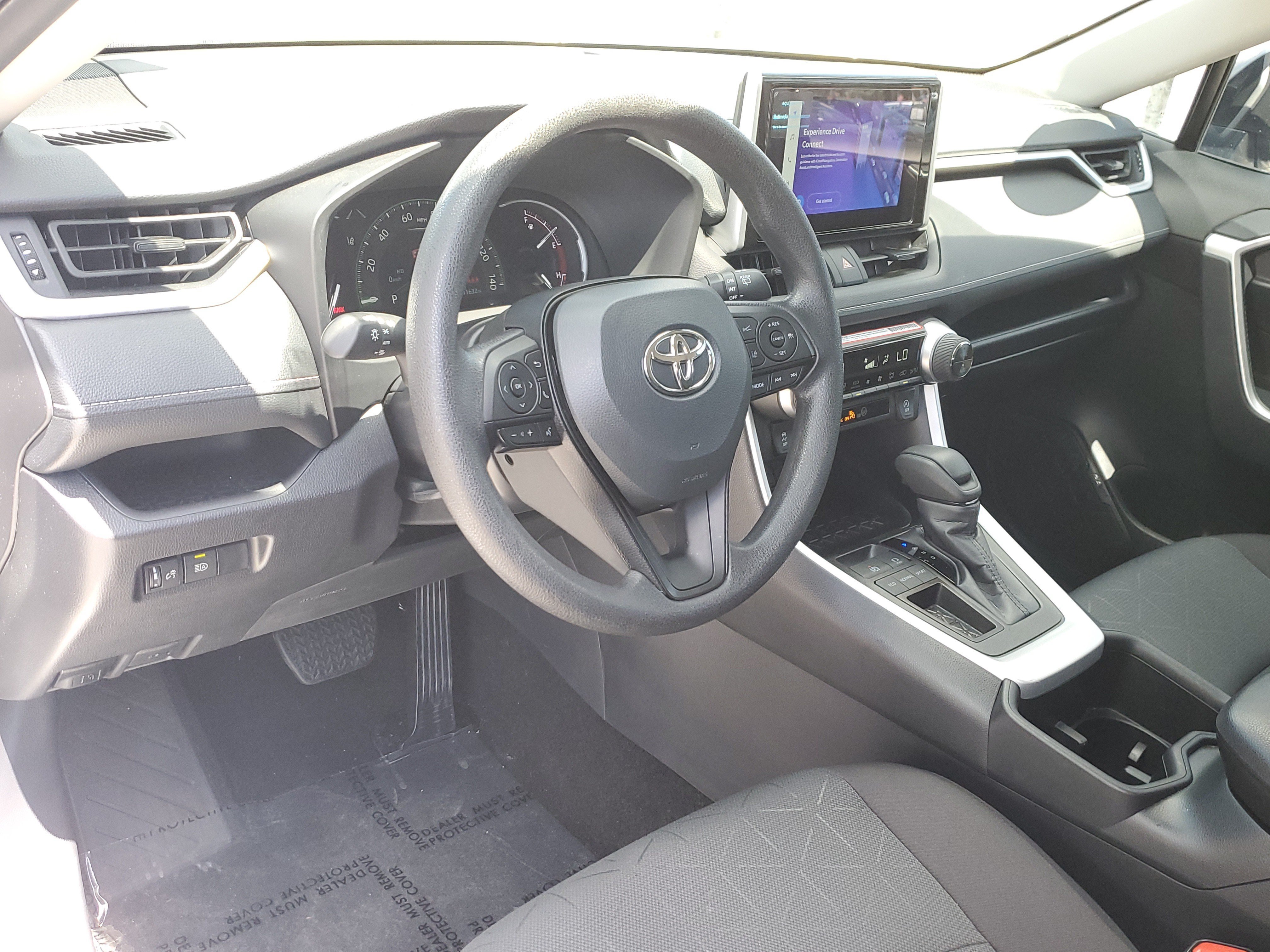 Used 2025 Silver Sky Metallic Toyota XLE image 19